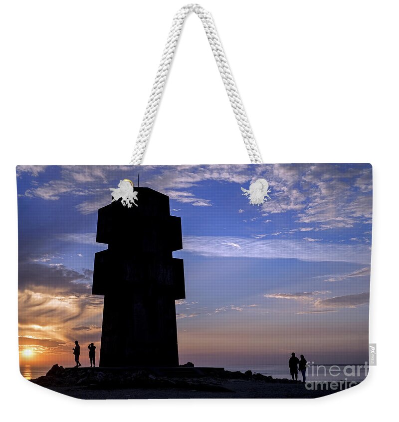 Memorial Weekender Tote Bag featuring the photograph 151124p189 by Arterra Picture Library