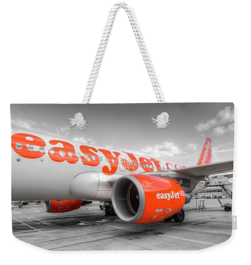 Easyjet Luton Airport Weekender Tote Bag featuring the photograph EasyJet Airbus A320 #2 by David Pyatt