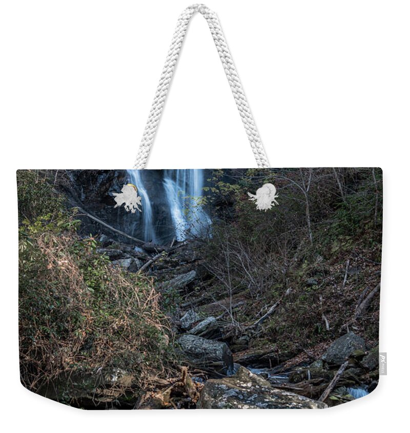 Water Falls Weekender Tote Bag featuring the photograph Anna Ruby Falls by Jaime Mercado