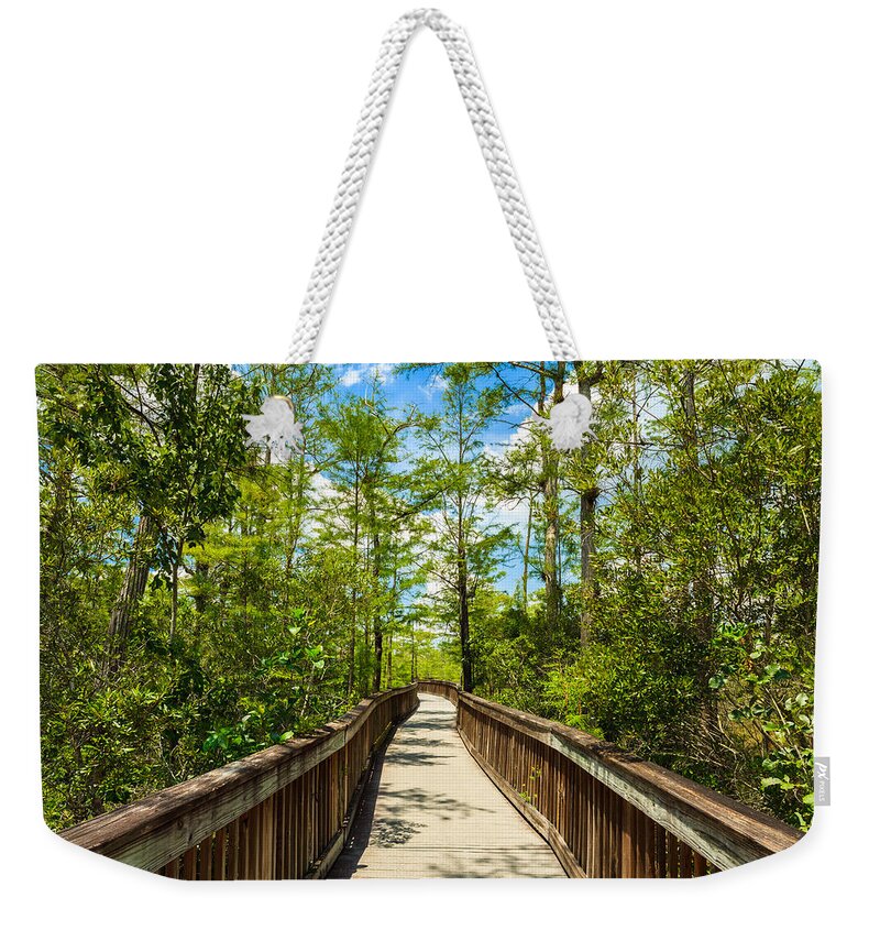 Everglades Weekender Tote Bag featuring the photograph Florida Everglades by Raul Rodriguez