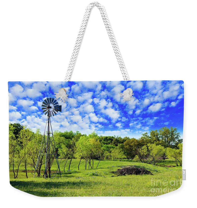 Austin Weekender Tote Bag featuring the photograph Texas Hill Country #3 by Raul Rodriguez