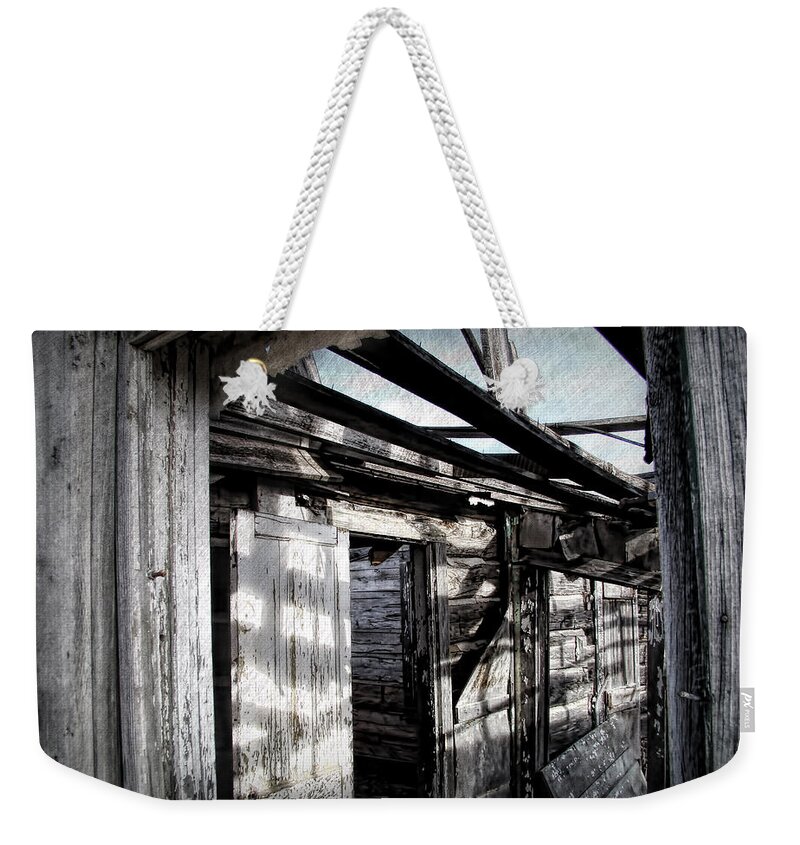 Homestead Weekender Tote Bag featuring the digital art Abandoned Homestead 19 by Cathy Anderson