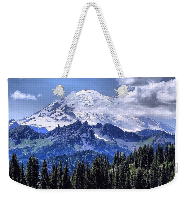 Afternoon Majesty Weekender Tote Bag featuring the photograph Afternoon majesty by Lynn Hopwood