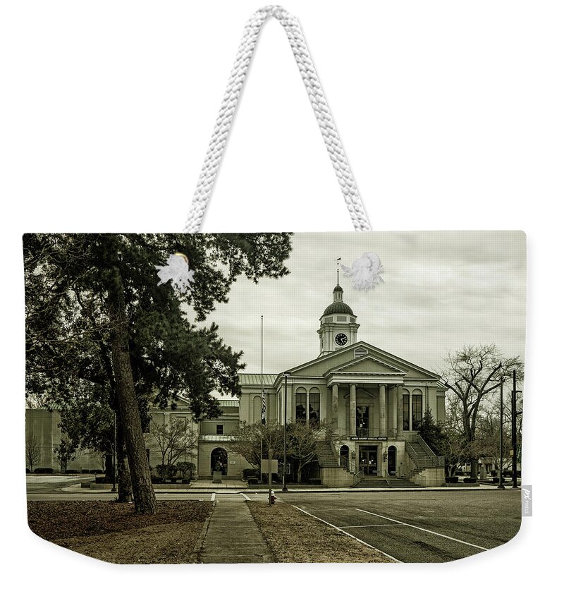 Aiken Weekender Tote Bag featuring the photograph Aiken County Courthouse by David Palmer