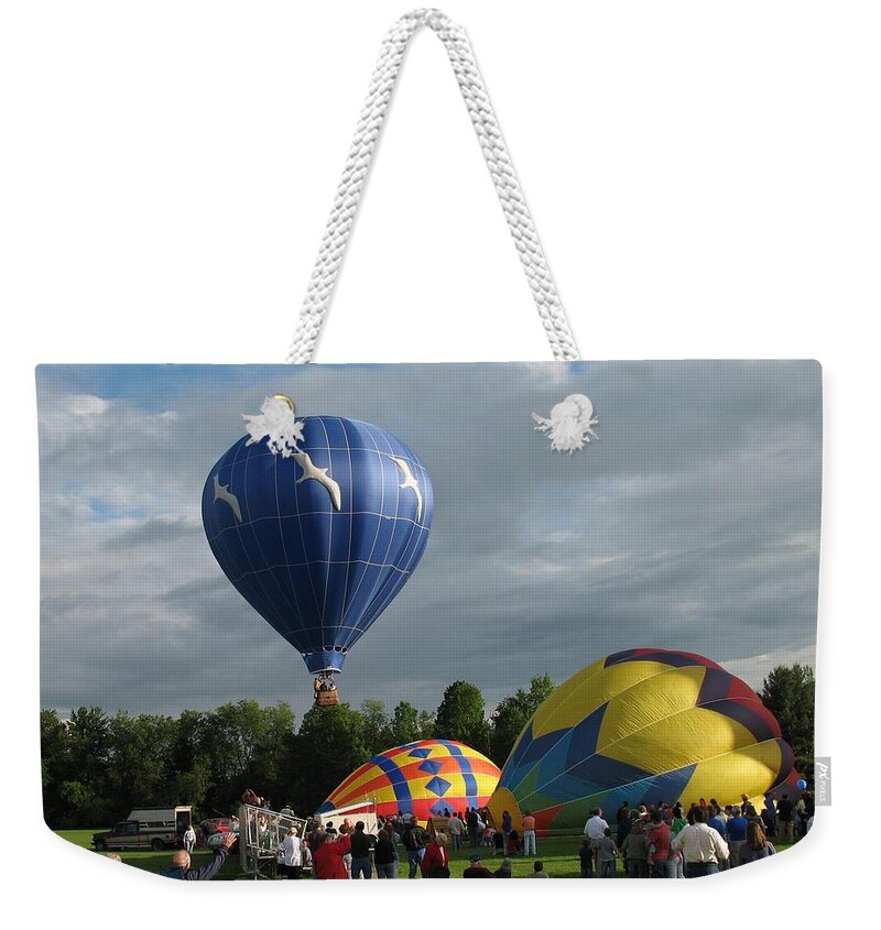 Hot Air Balloons Weekender Tote Bag featuring the photograph Balloon Launch by Ed Smith