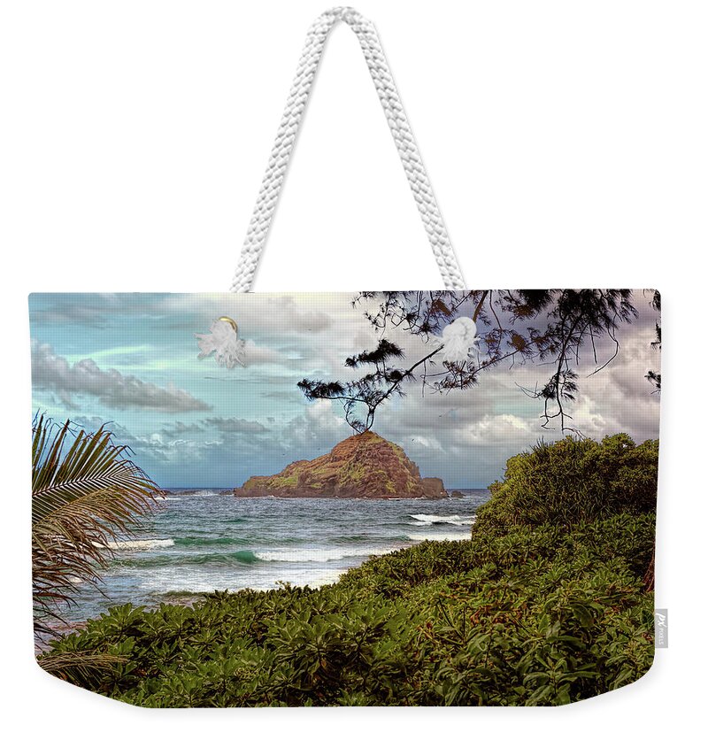 Koki Weekender Tote Bag featuring the photograph Before the Storm by Susan Rissi Tregoning