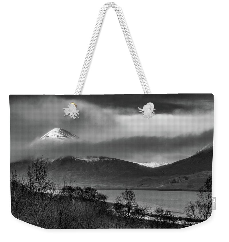 Scotland Weekender Tote Bag featuring the photograph Beinn na Cro and Loch Slapin, Isle of Skye by Peter OReilly