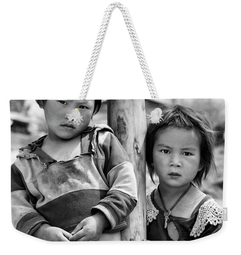 Children Weekender Tote Bag featuring the photograph Boy Girl Vietnam Minority Children BW by Chuck Kuhn