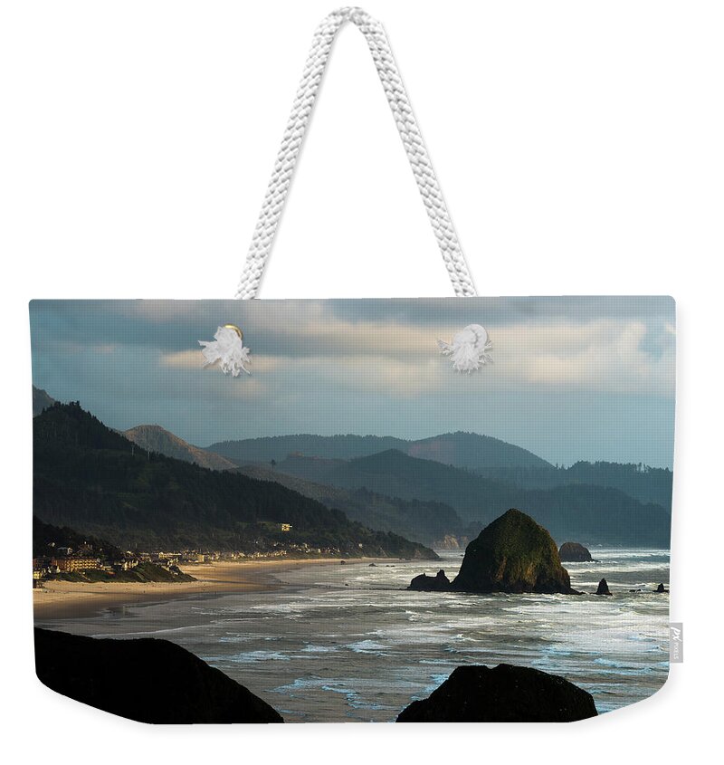 Beaches Weekender Tote Bag featuring the photograph Cannon Beach, Oregon by Robert Potts