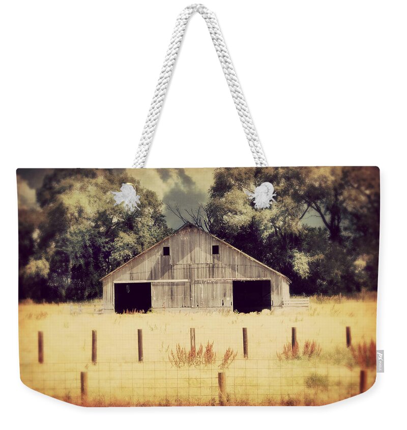 Barn Weekender Tote Bag featuring the photograph Hwy 3 Barn by Julie Hamilton