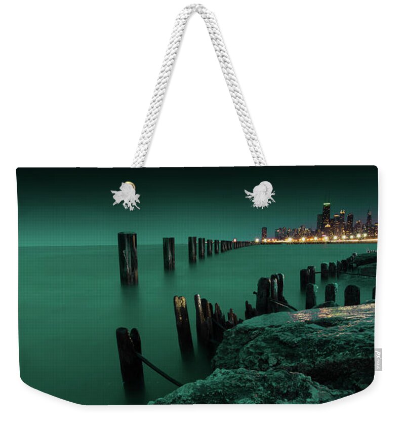 Chicago Weekender Tote Bag featuring the photograph Chilly Chicago by Dillon Kalkhurst