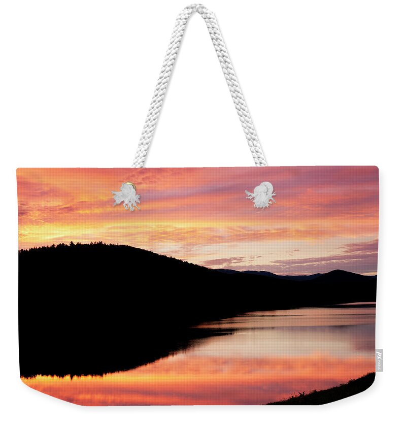 Summer Weekender Tote Bag featuring the photograph Colorful Midsummer Sunset by Alan L Graham