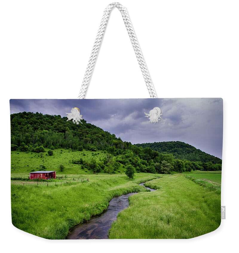  Weekender Tote Bag featuring the photograph Coon Valley by Dan Hefle