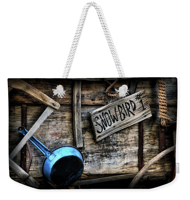 Old Western Weekender Tote Bag featuring the photograph Covered Wagon by Elaine Malott
