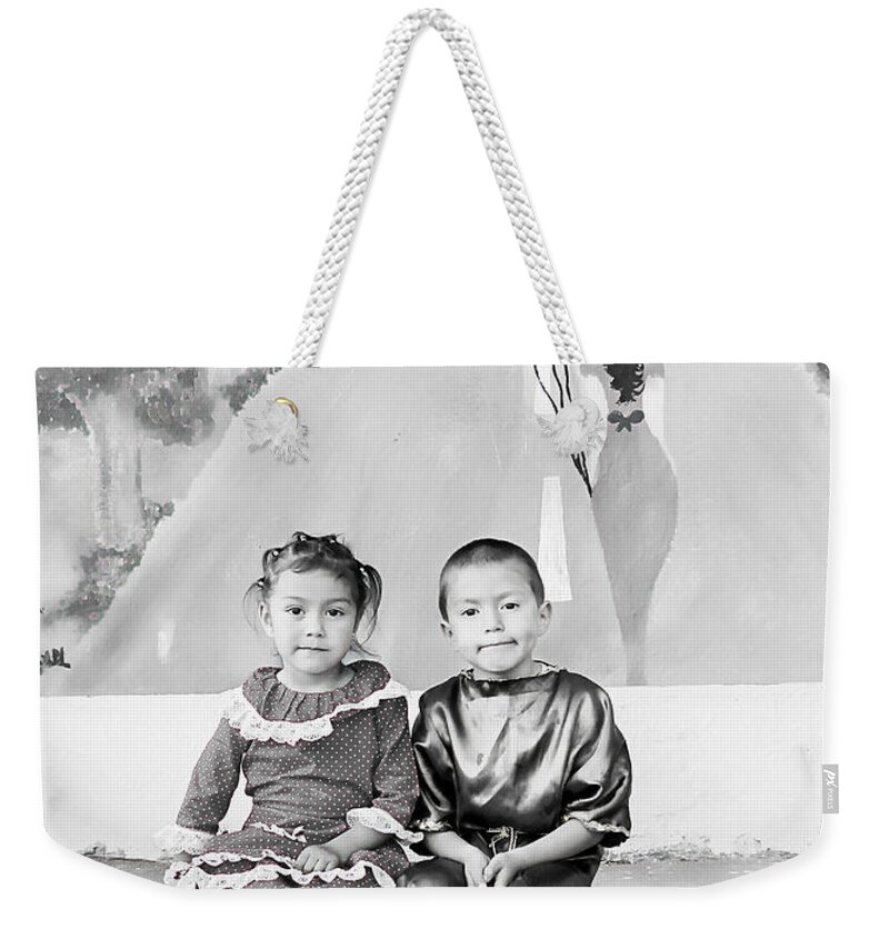 Siblings Weekender Tote Bag featuring the photograph Cuenca Kids 896 by Al Bourassa