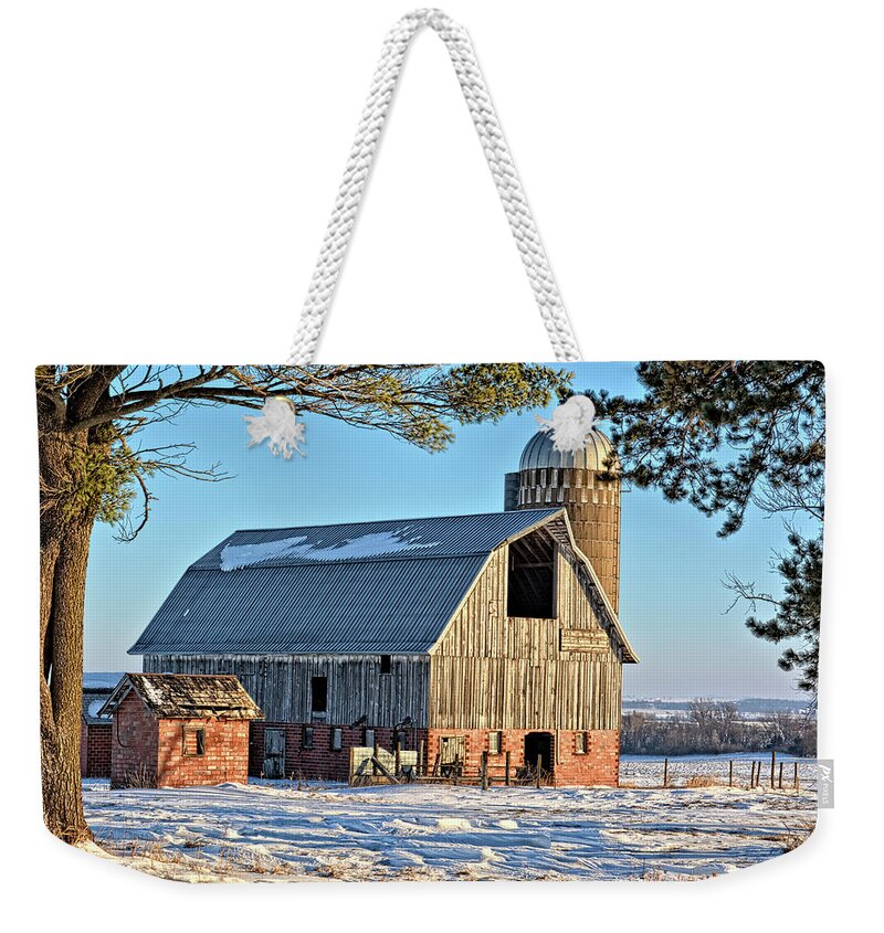 Barn Weekender Tote Bag featuring the photograph Deserted In Fayette by Bonfire Photography
