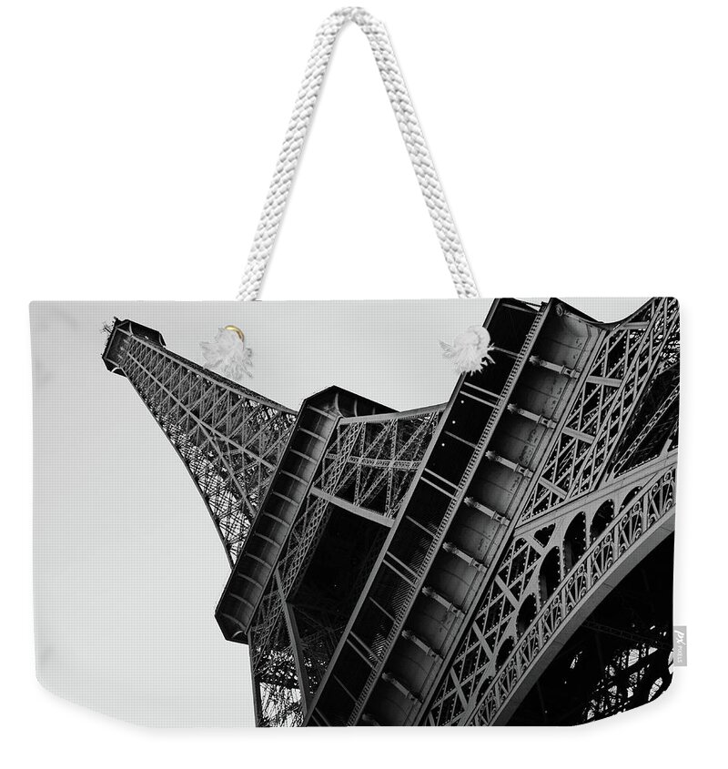 France Weekender Tote Bag featuring the photograph Eiffel Tower by Lawrence Knutsson