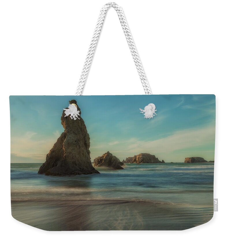 Landscape Weekender Tote Bag featuring the photograph Elephant Rocks by Jonathan Nguyen