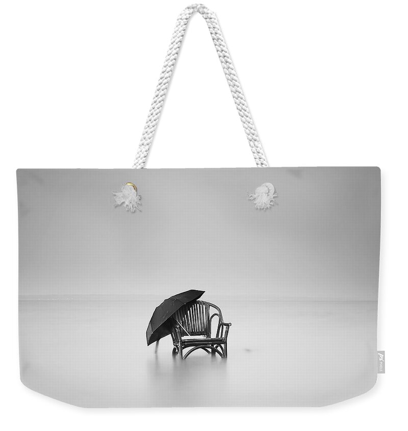  Weekender Tote Bag featuring the photograph Empty by 777aan