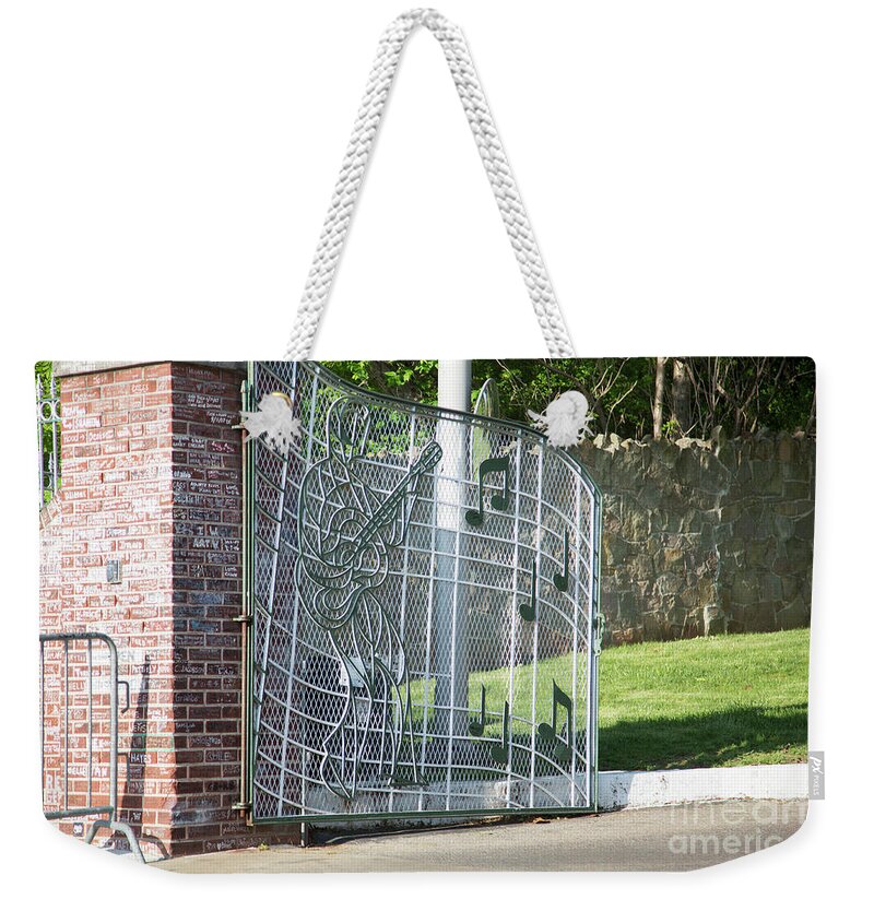 Elvis Presley Weekender Tote Bag featuring the photograph Entrance to Graceland by Chuck Kuhn