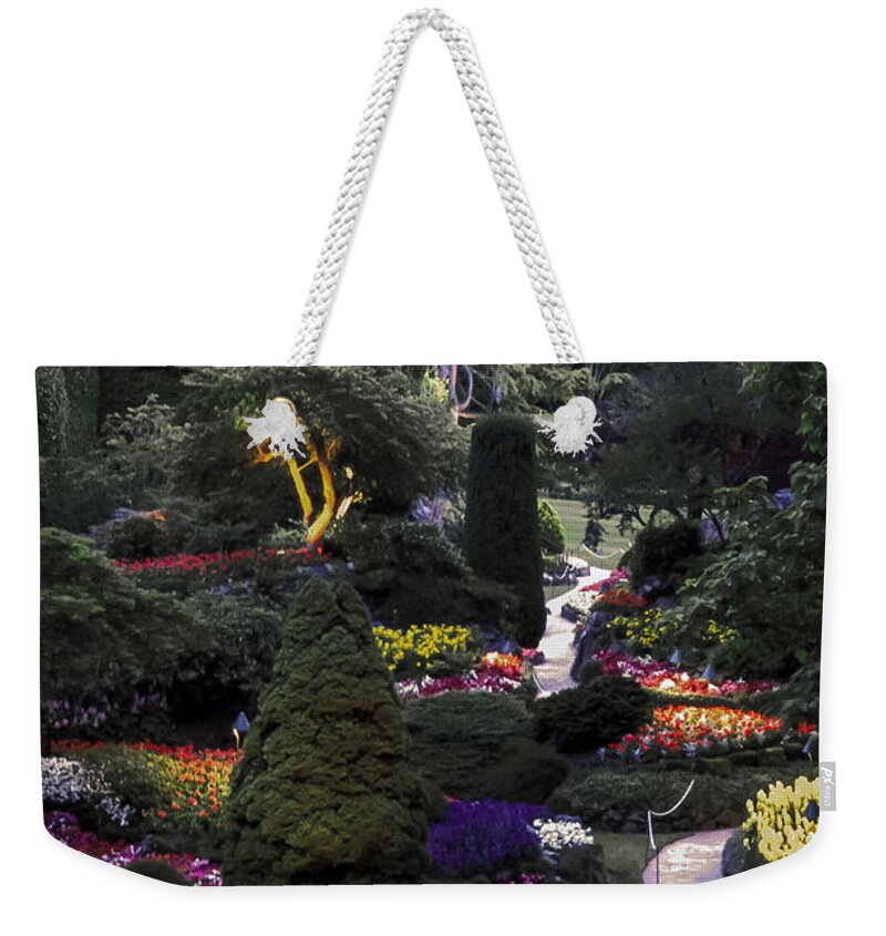 Victoria British Columbia Weekender Tote Bag featuring the photograph Evening in the Park by Bob Phillips