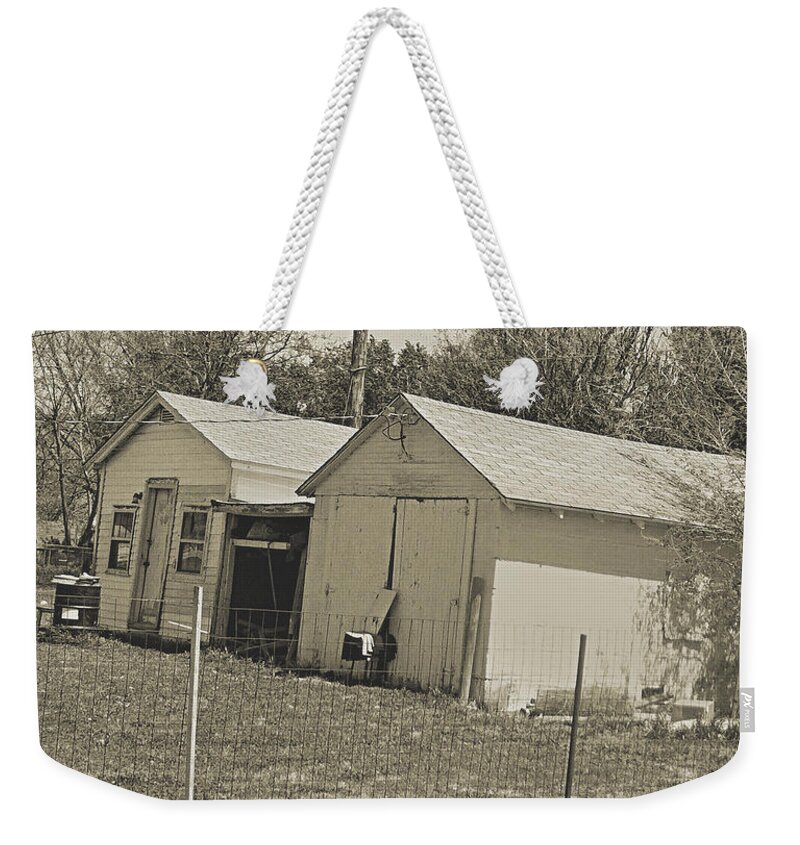Dust Bowl Weekender Tote Bag featuring the photograph Faded Glory old dust bowl era rundown house in Oklahoma by Shelli Fitzpatrick