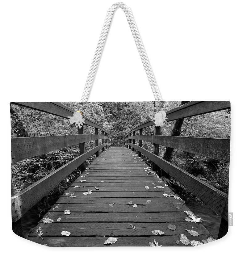 Bridge Weekender Tote Bag featuring the photograph Fall In Oregon BW by Jonathan Davison