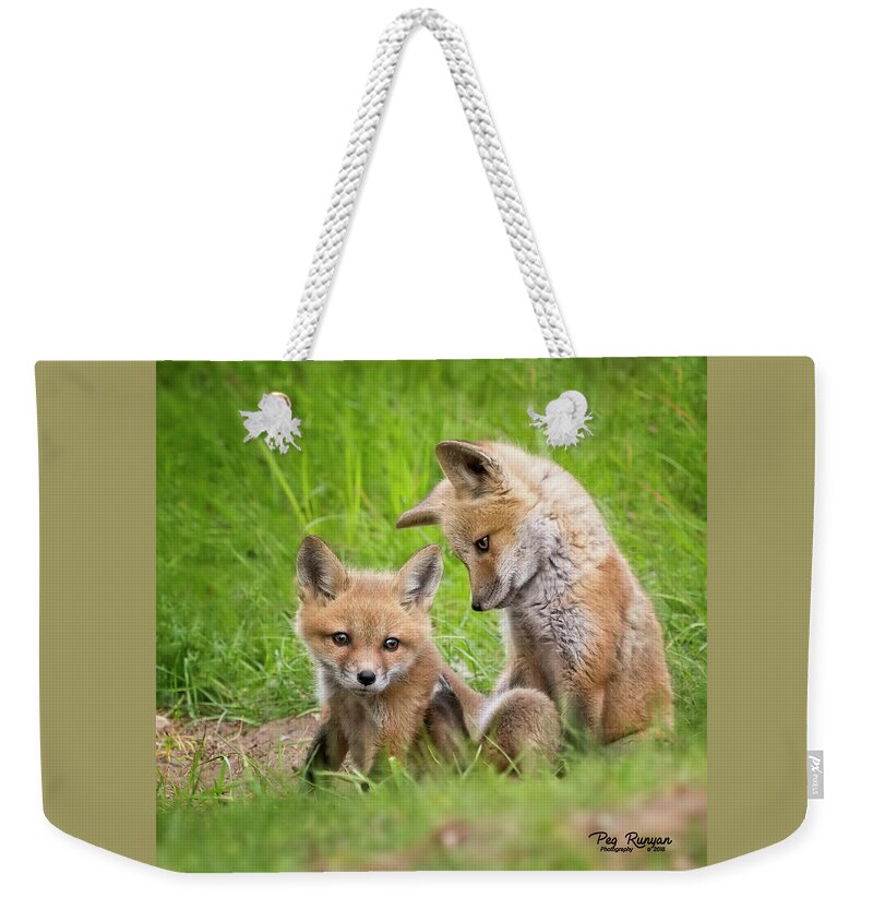 Fox Weekender Tote Bag featuring the photograph Fascinating Foot by Peg Runyan