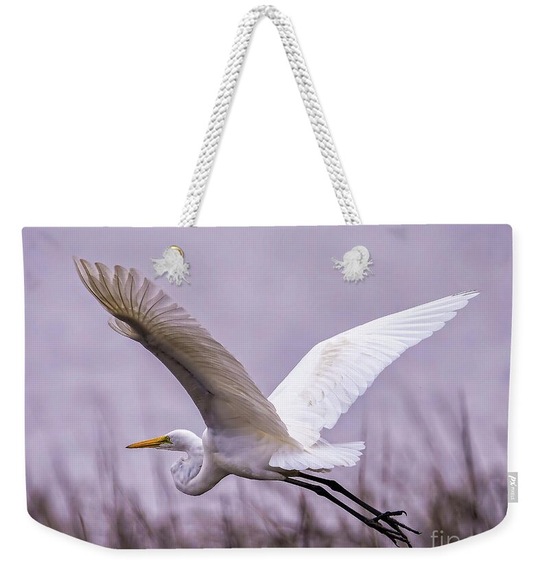 Egret Weekender Tote Bag featuring the photograph Flight Of The Great Egret by DB Hayes