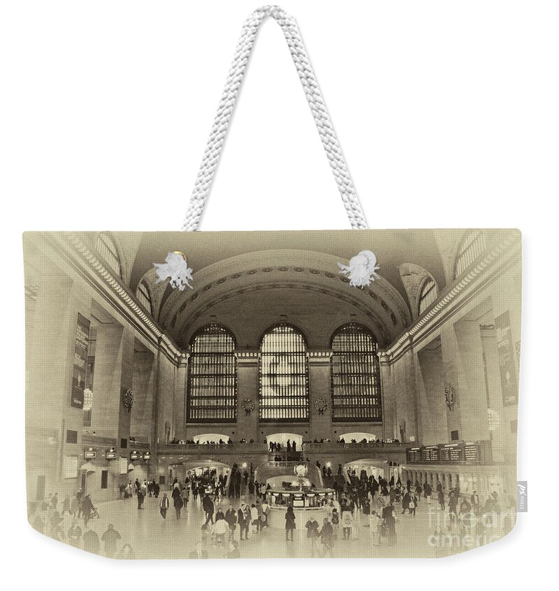 Grand Central Station Weekender Tote Bag featuring the photograph Grand Central Terminal Vintage by Steve Purnell