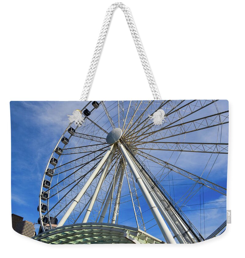 Grand Wheel Weekender Tote Bag featuring the photograph Grand Wheel by Aparna Tandon