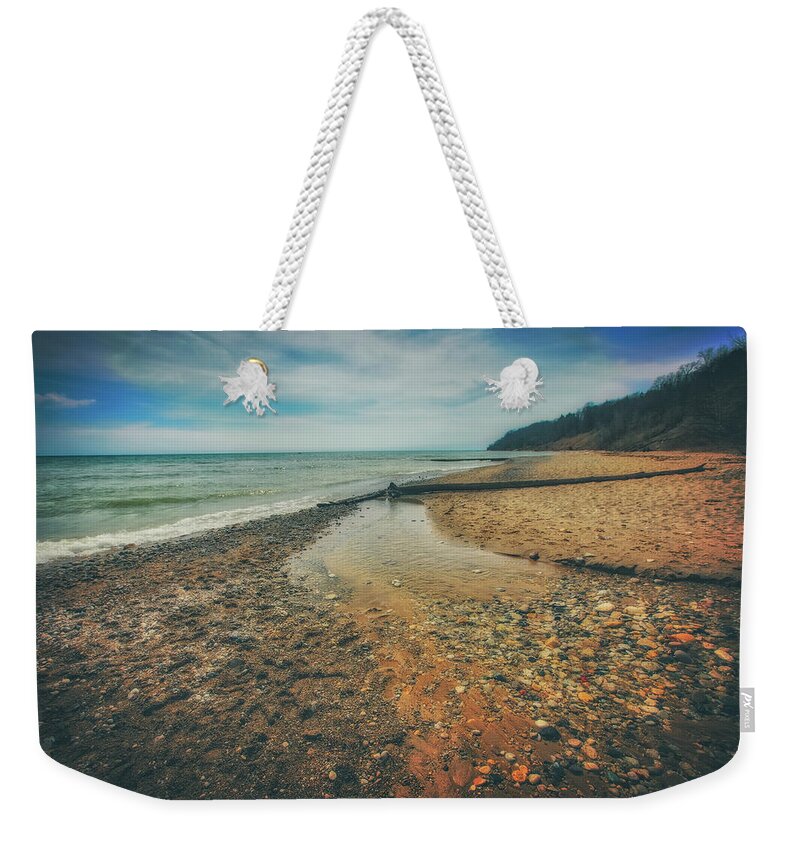 Jennifer Rondinelli Reilly Weekender Tote Bag featuring the photograph Grant Park - Lake Michigan Beach by Jennifer Rondinelli Reilly - Fine Art Photography