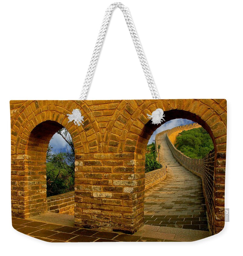 Great Wall Weekender Tote Bag featuring the photograph Great Wall of China by Harry Spitz