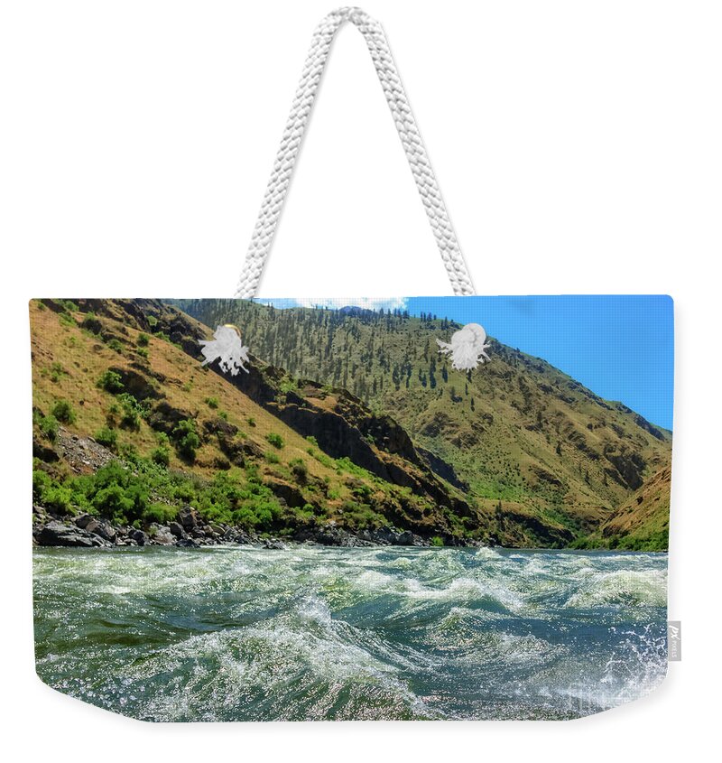  Idaho Weekender Tote Bag featuring the photograph Hells Canyon 05 by Robert Bales