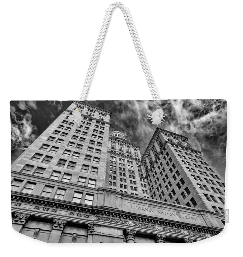 Architecture Weekender Tote Bag featuring the photograph Hibernia National Bank by Raul Rodriguez