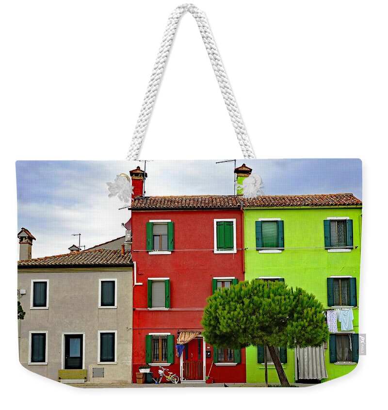 Colorful Houses Weekender Tote Bag featuring the photograph Island Of Burano Tranquility by Rick Rosenshein