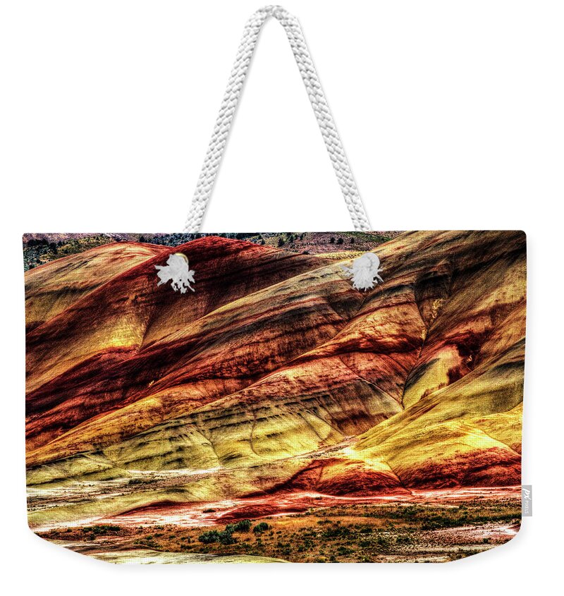Usa Weekender Tote Bag featuring the photograph John Day Fossil Beds National Monument No. 5 by Roger Passman