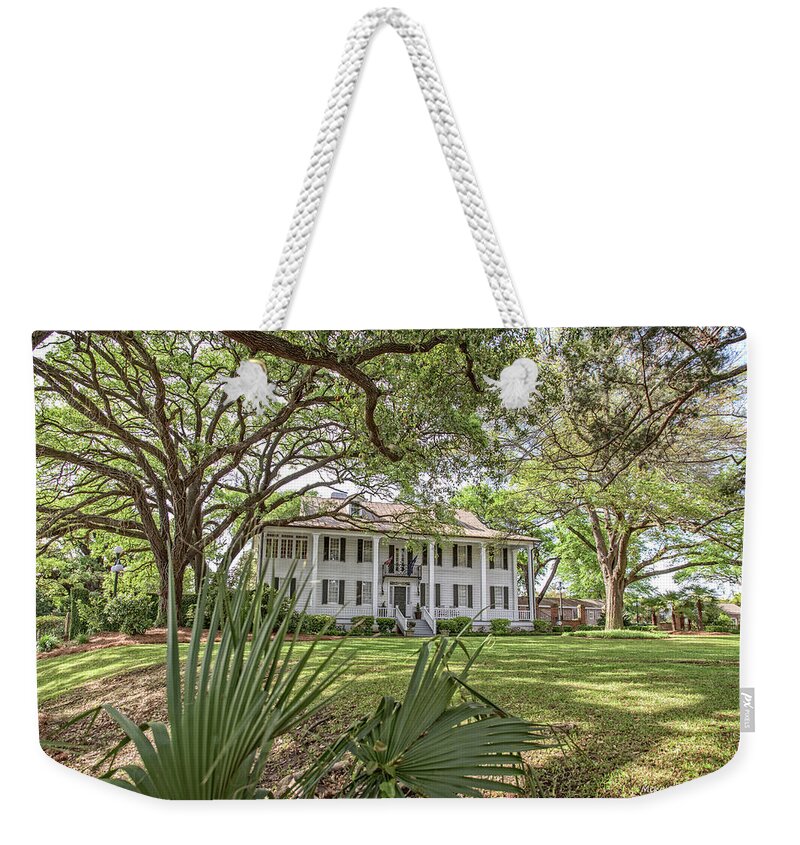 Georgetown Weekender Tote Bag featuring the photograph Kaminski House Museum by Mike Covington