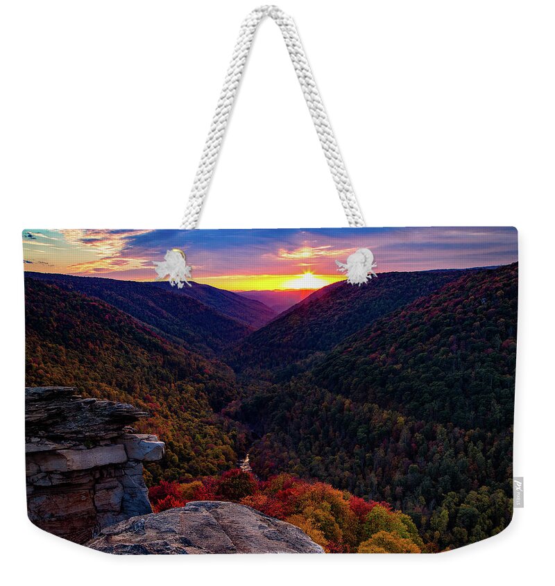 Sunset Weekender Tote Bag featuring the photograph Lindy Point Sunburst by C Renee Martin