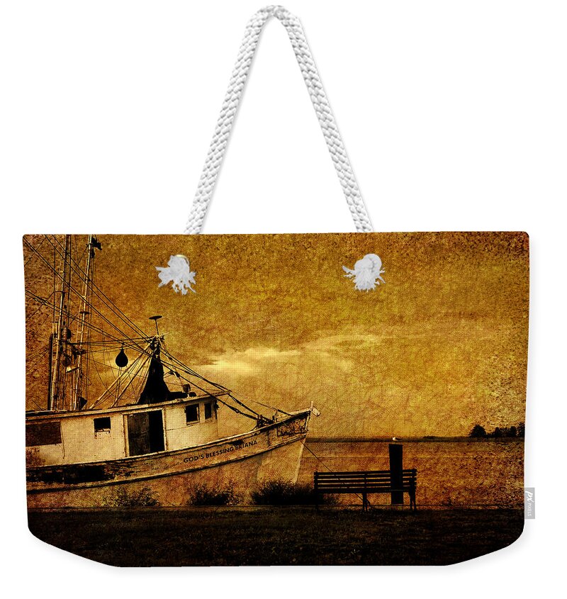 Nautical Weekender Tote Bag featuring the photograph Living in the past by Susanne Van Hulst
