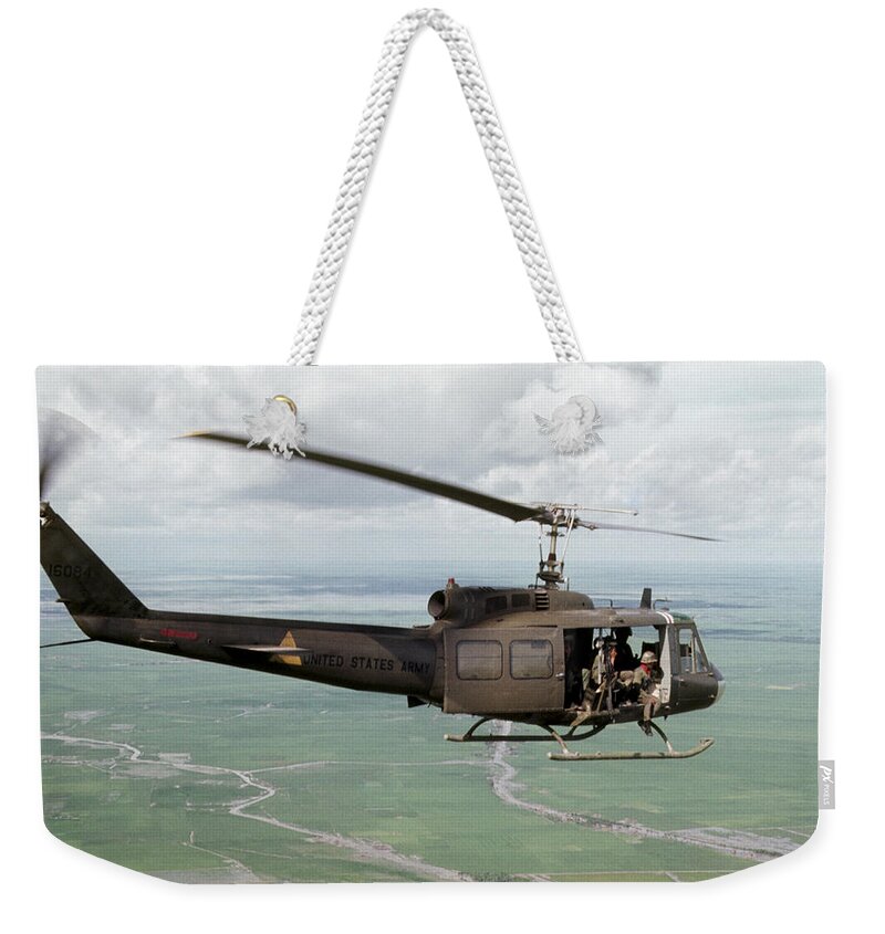 Army Weekender Tote Bag featuring the photograph Longknife 26 by Steven Sparks