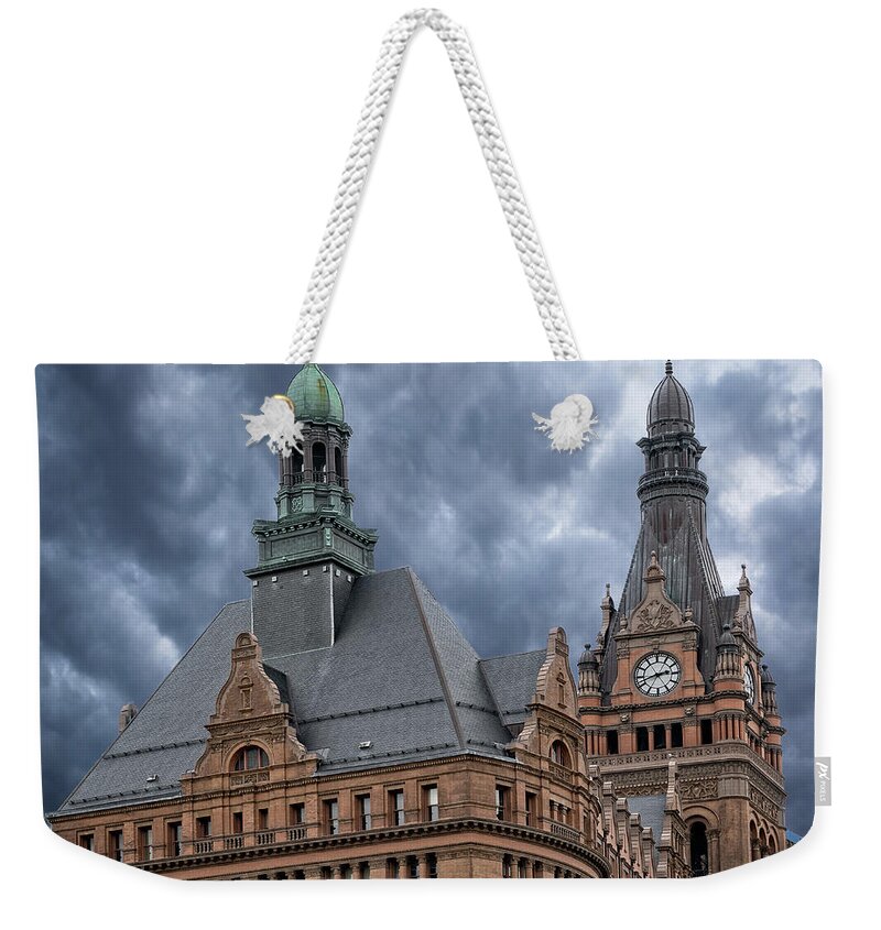 Milwaukee Weekender Tote Bag featuring the photograph Milwaukee City Hall by Izet Kapetanovic