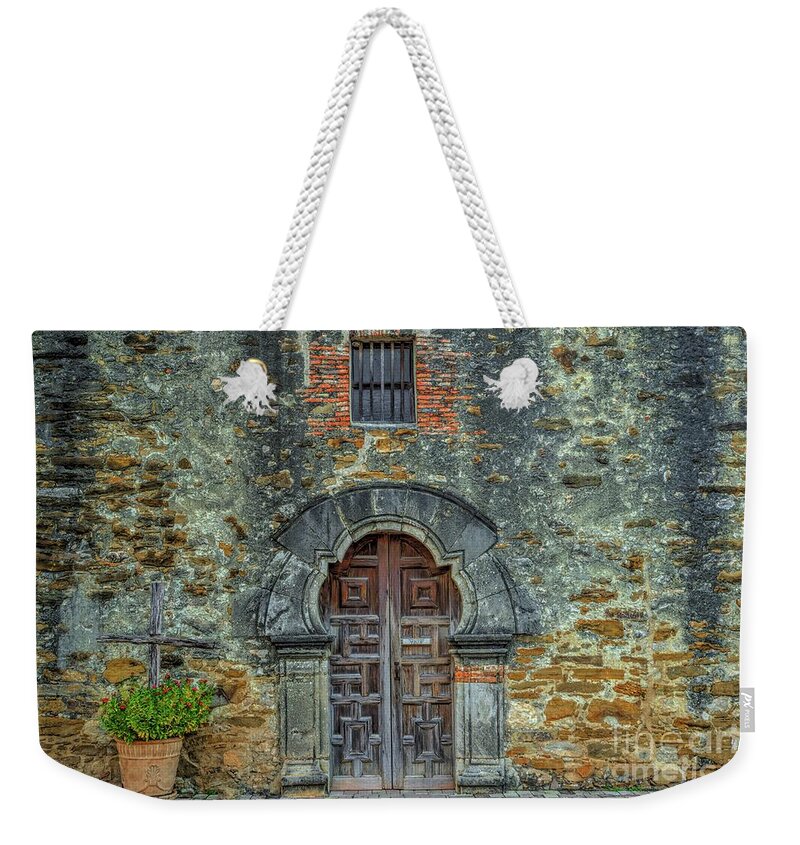 San Antonio Weekender Tote Bag featuring the photograph Mission Espada by Michael Tidwell