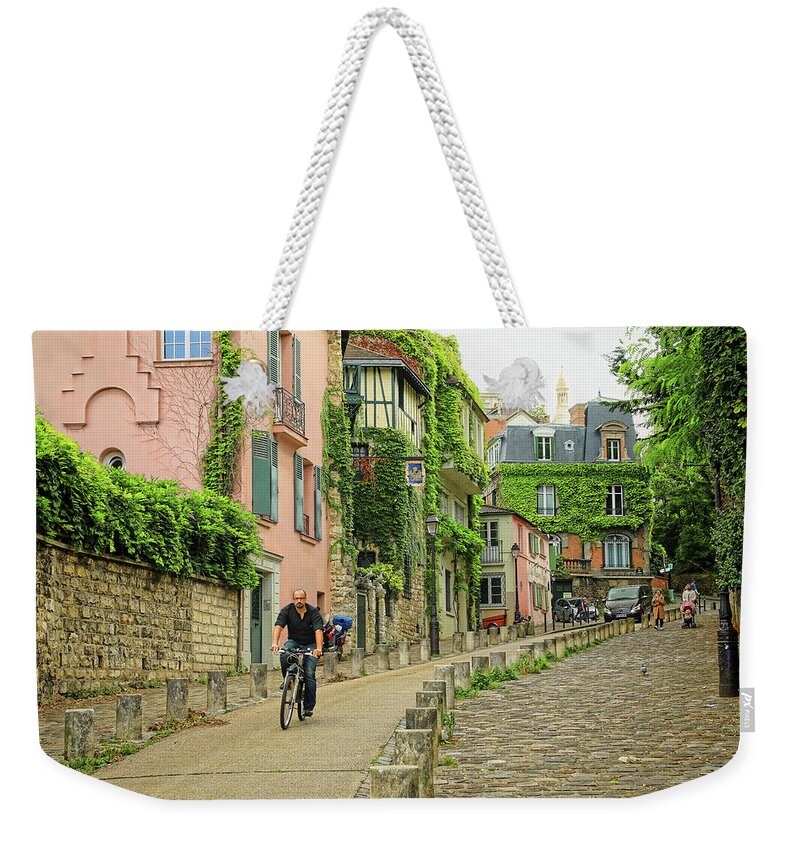 Paris Weekender Tote Bag featuring the photograph Montmartre in the Morning by Mary Buck