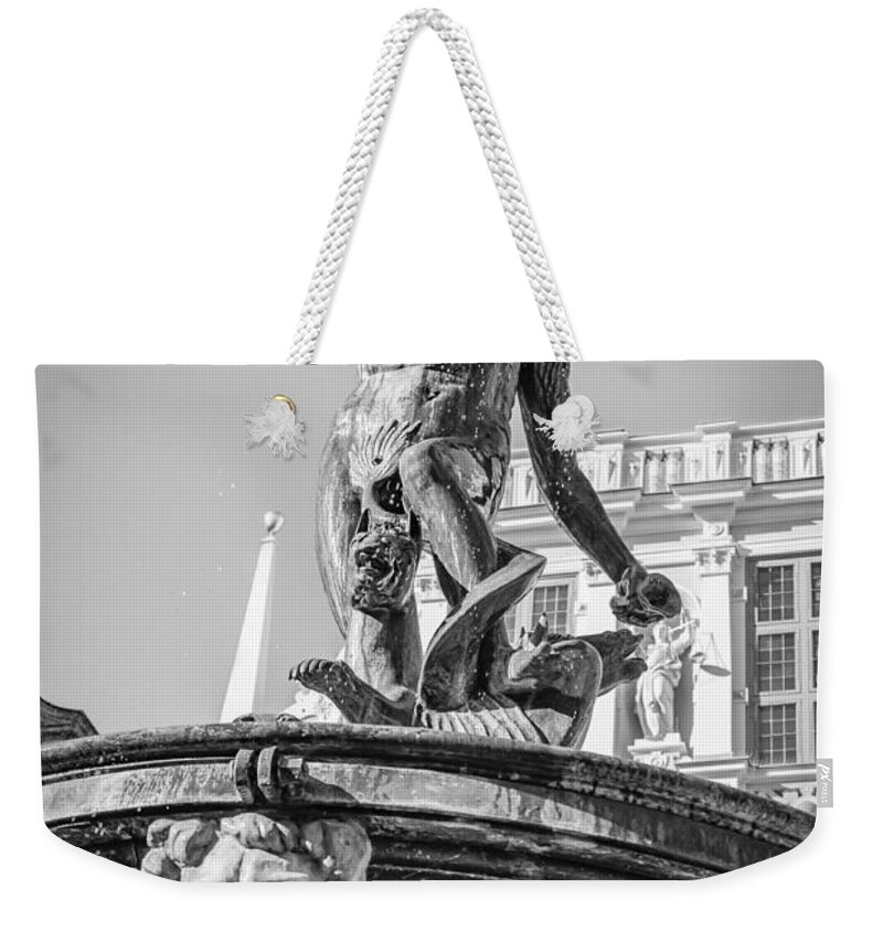 City Weekender Tote Bag featuring the photograph Neptune's fountain, Gdansk BW by Mariusz Talarek