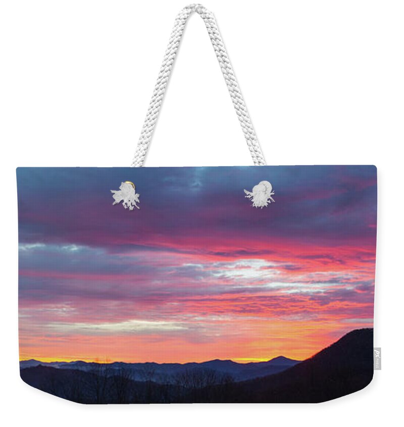 Sunrise Weekender Tote Bag featuring the photograph New Year Dawn - 2016 December 31 by D K Wall