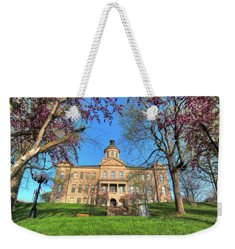 Missouri Weekender Tote Bag featuring the photograph Old Courthouse by Steve Stuller