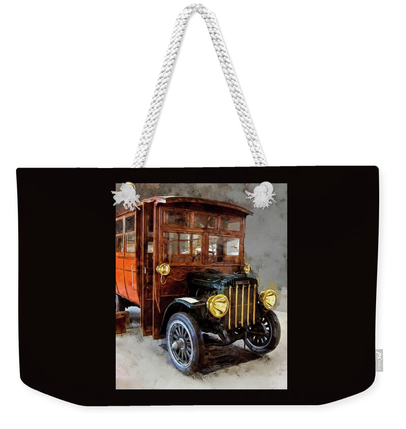 Stoughton Bus Weekender Tote Bag featuring the photograph Thee Old Stoughton Bus by Thom Zehrfeld