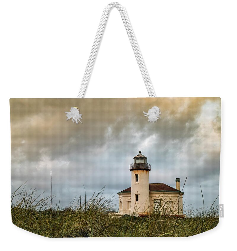 Bandon Weekender Tote Bag featuring the photograph Oregon Lighthouse at Coquille River by Scott Slone
