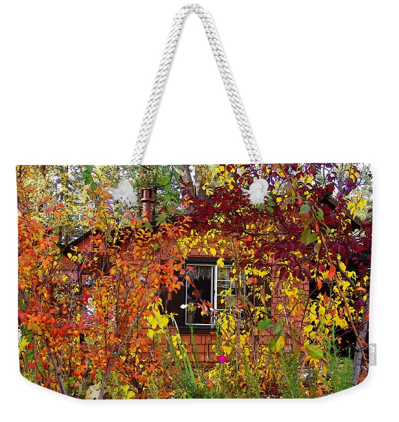 Glenn Mccarthy Weekender Tote Bag featuring the photograph Other Side Of The Leaves by Glenn McCarthy Art and Photography